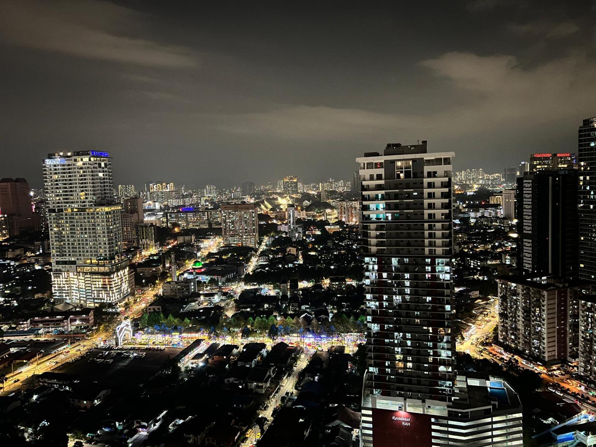 Mercu Summer Suites Klcc By Tasrifa 쿠알라룸푸르 외부 사진